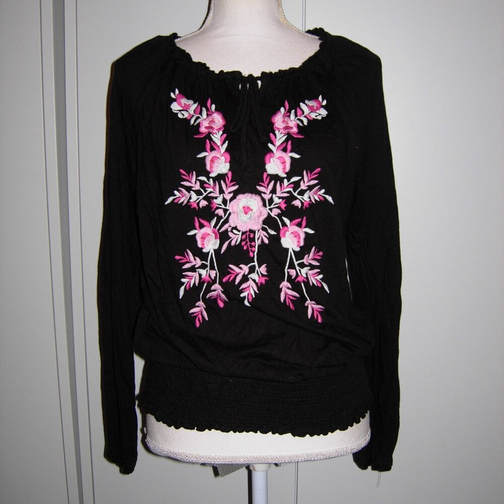 Madison Embroidered Split Neck Tie Top Pullover Long Sleeves L